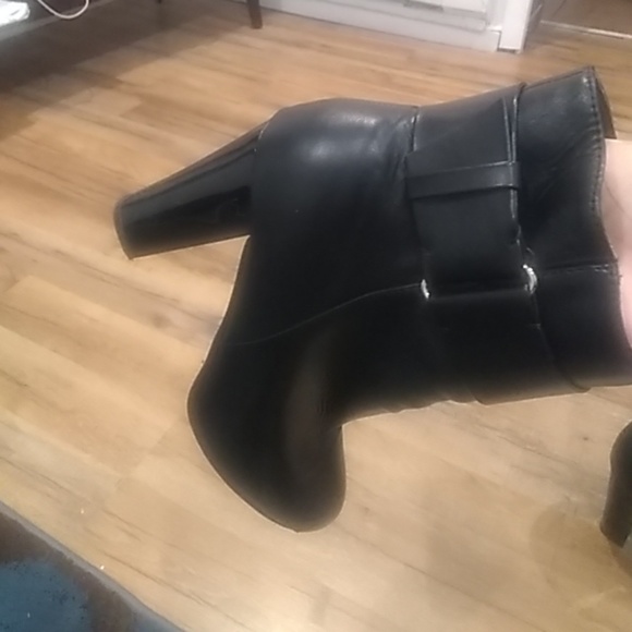 $25 - Picture 3 of 3